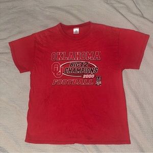 Distressed OU vintage tshirt [mens L]